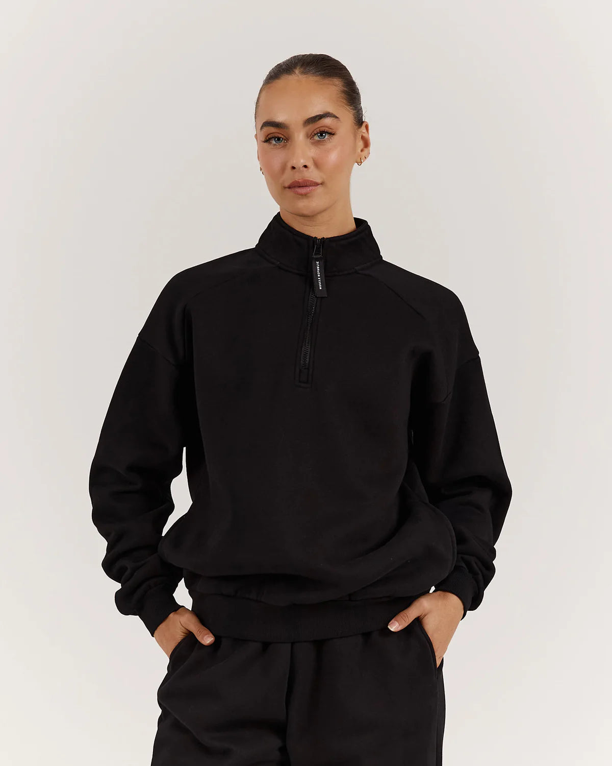Can't Be Beat Muscle Republic | Sports 1/4 Zip Jumper - Black