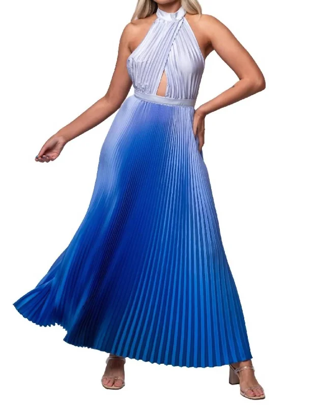 Massive Deals Renaissance Gown In Ocean