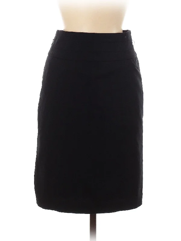 Deep Discounts Casual Skirt